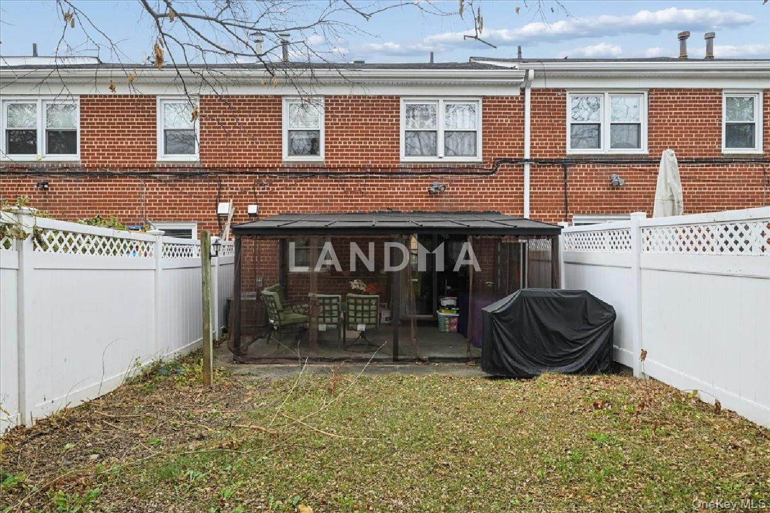 6239 Douglaston Parkway  Unit 19 官网图片 26