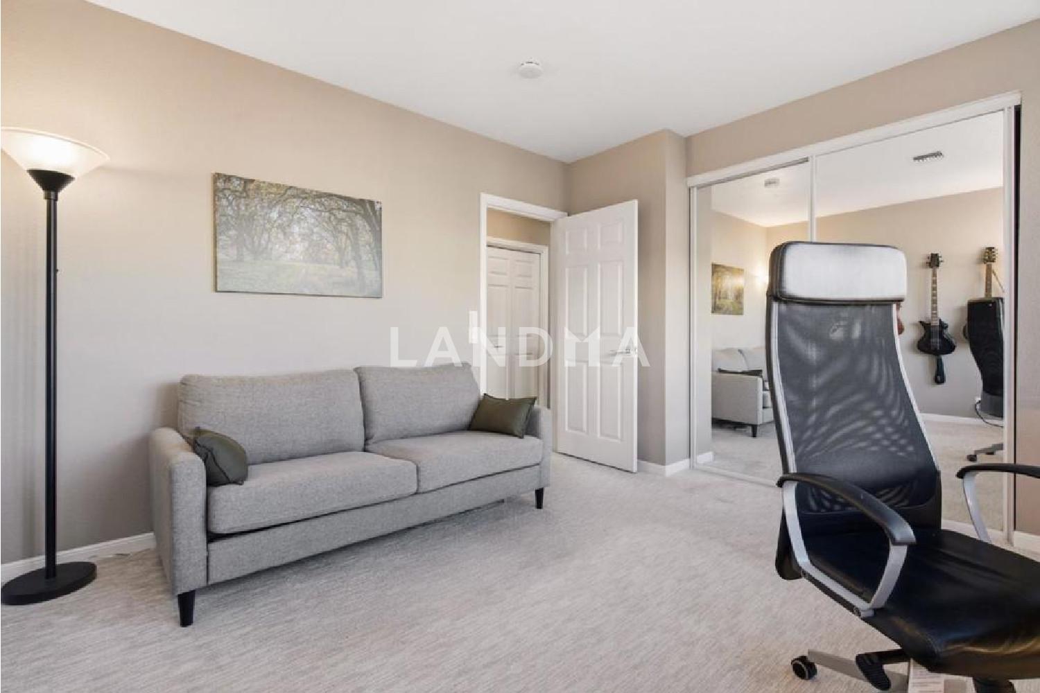 1111 Bay Street #307 官网图片 38