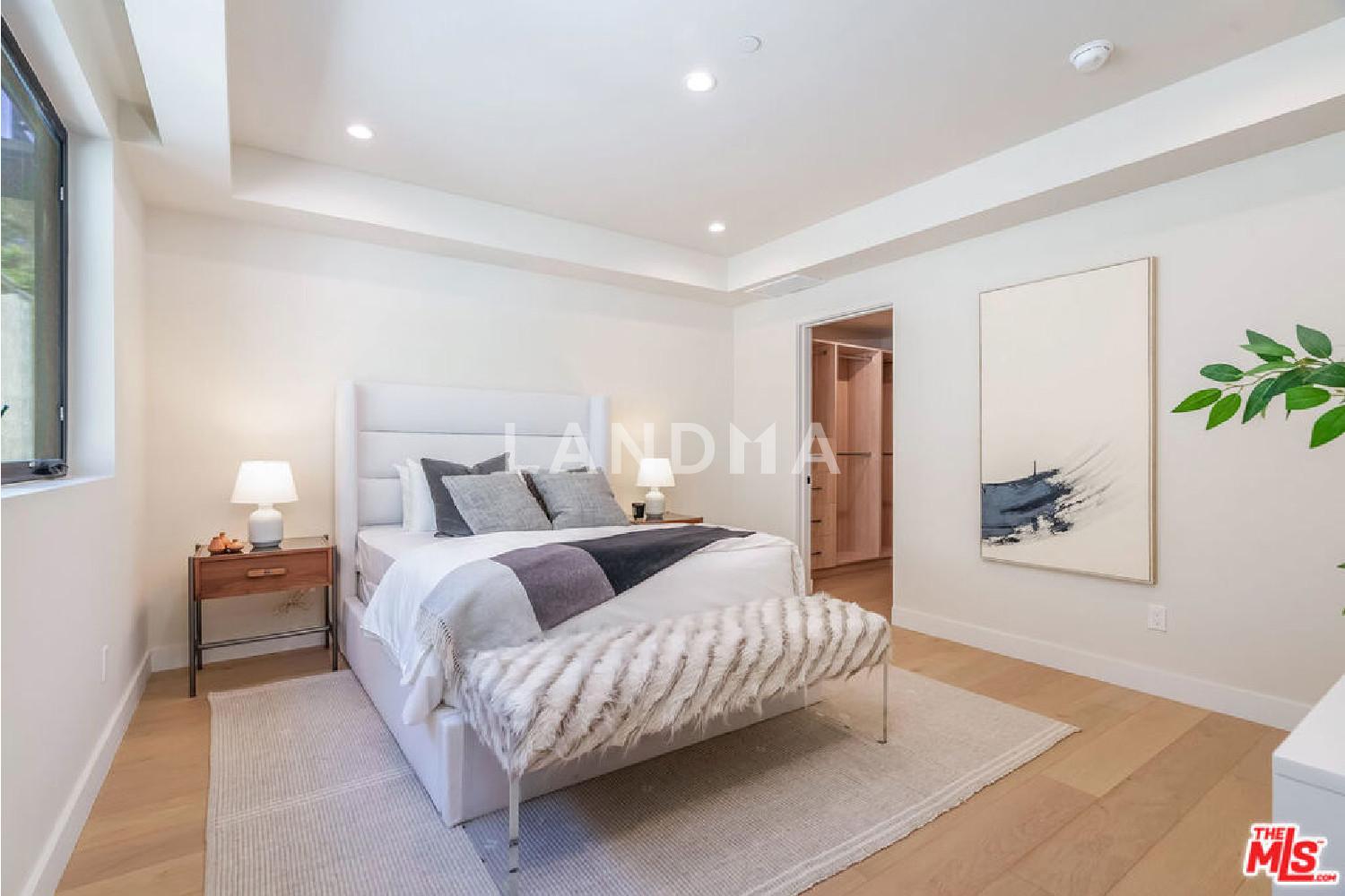 1861 Barry Avenue 官网图片 23