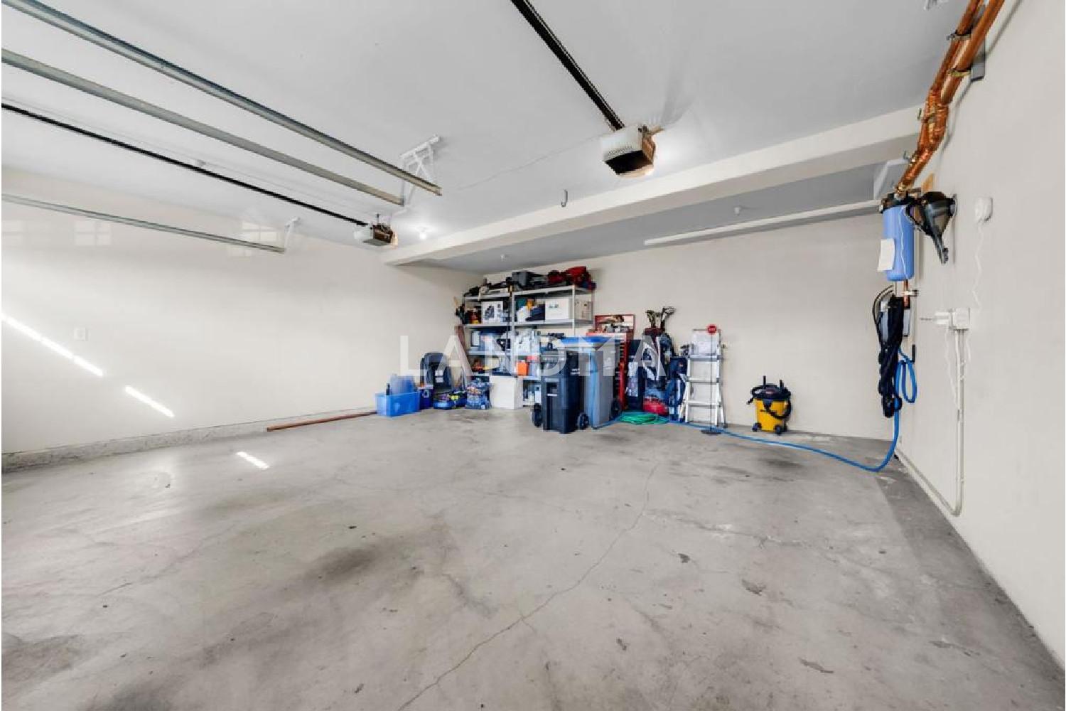 303 Mullinix Way 官网图片 37