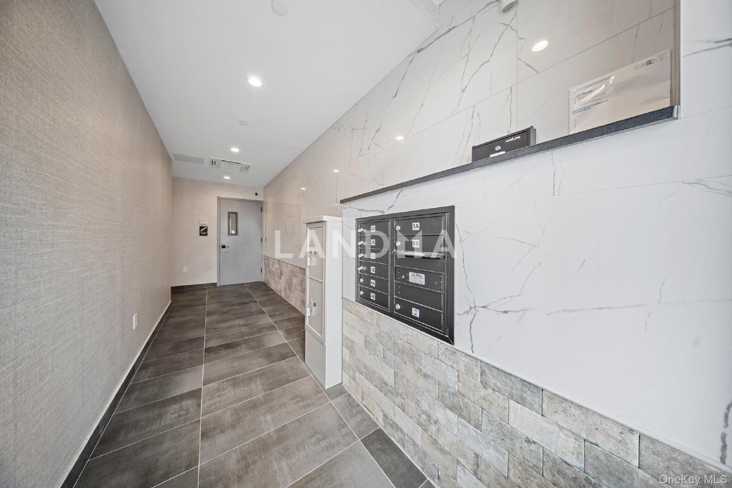 46-40 Vernon Boulevard  Unit 3B 官网图片 15