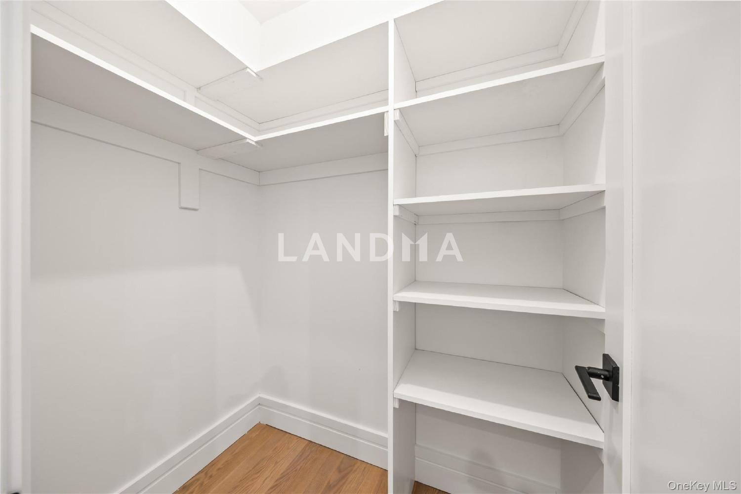 8 Memorial Park Drive  Unit 202 官网图片 22