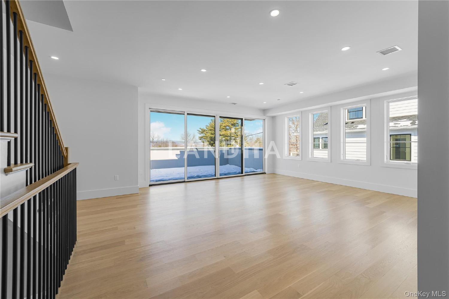 156 Palisade Street  Unit C 官网图片 12