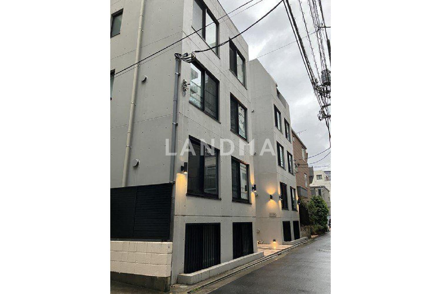 東京都目黒区東山2丁目 一棟売りマンション 214.24㎡
