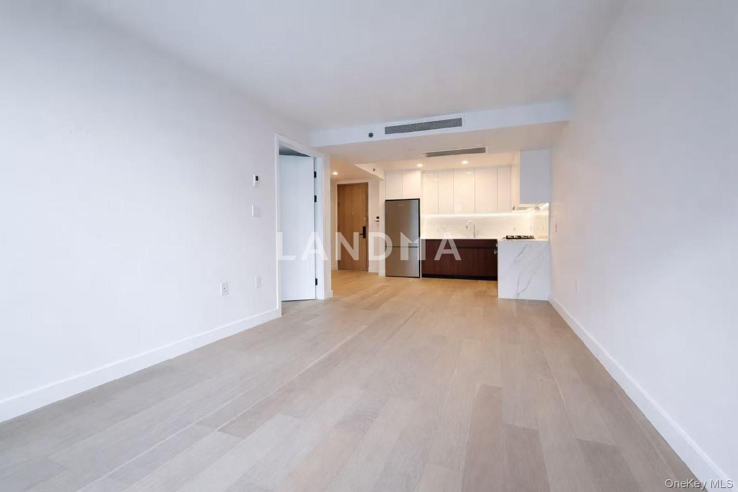 14449 Northern Boulevard  Unit 402 官网图片 4