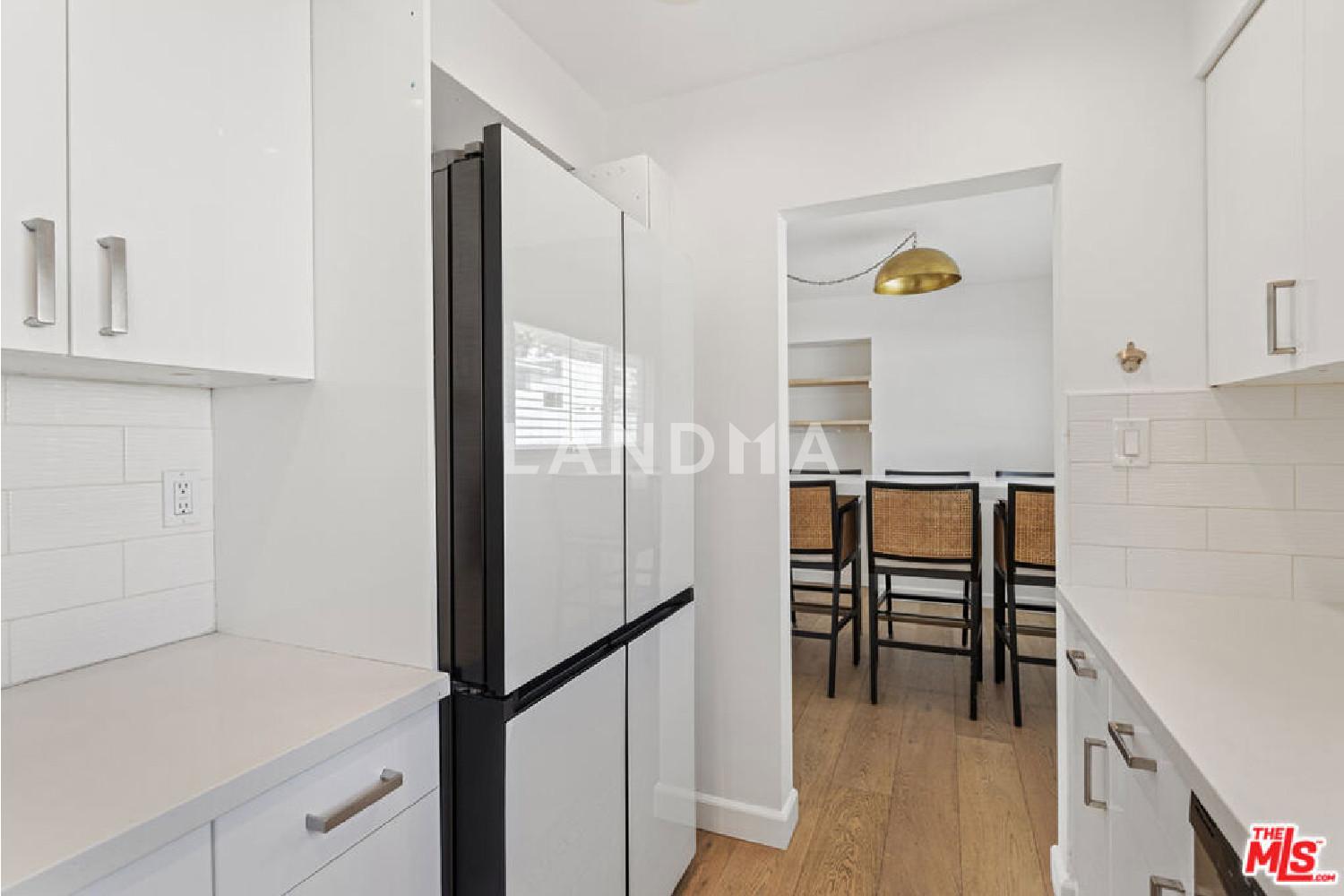 1525 N Hayworth Avenue #302 官网图片 20