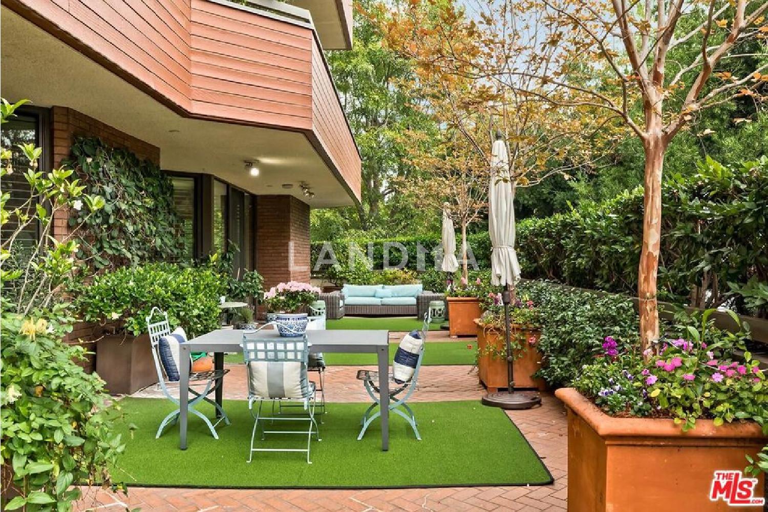 300 N Swall Drive #107 官网图片 13