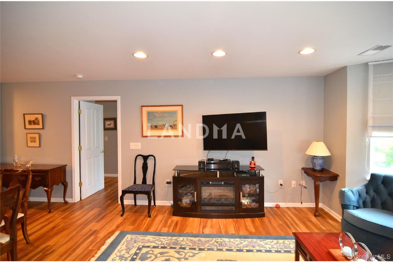 1308 Round Pointe Drive  Unit 1308 官网图片 16