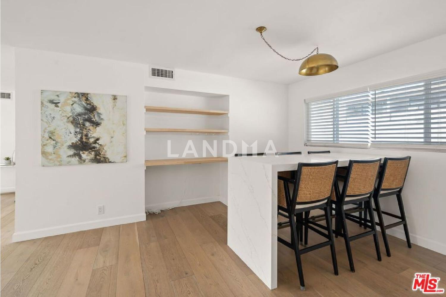 1525 N Hayworth Avenue #302 官网图片 14