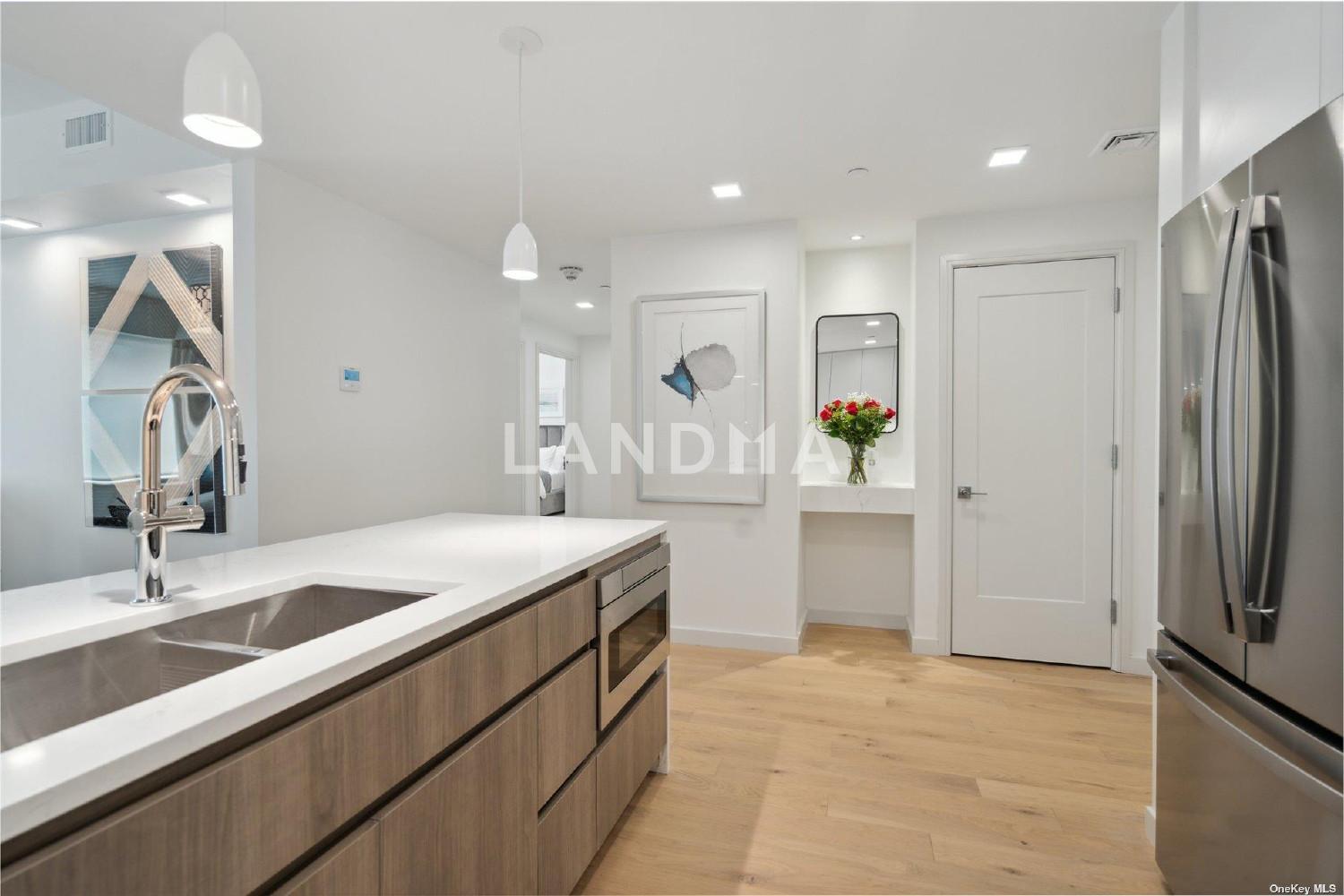 218 Middle Neck Road  Unit 205 官网图片 12