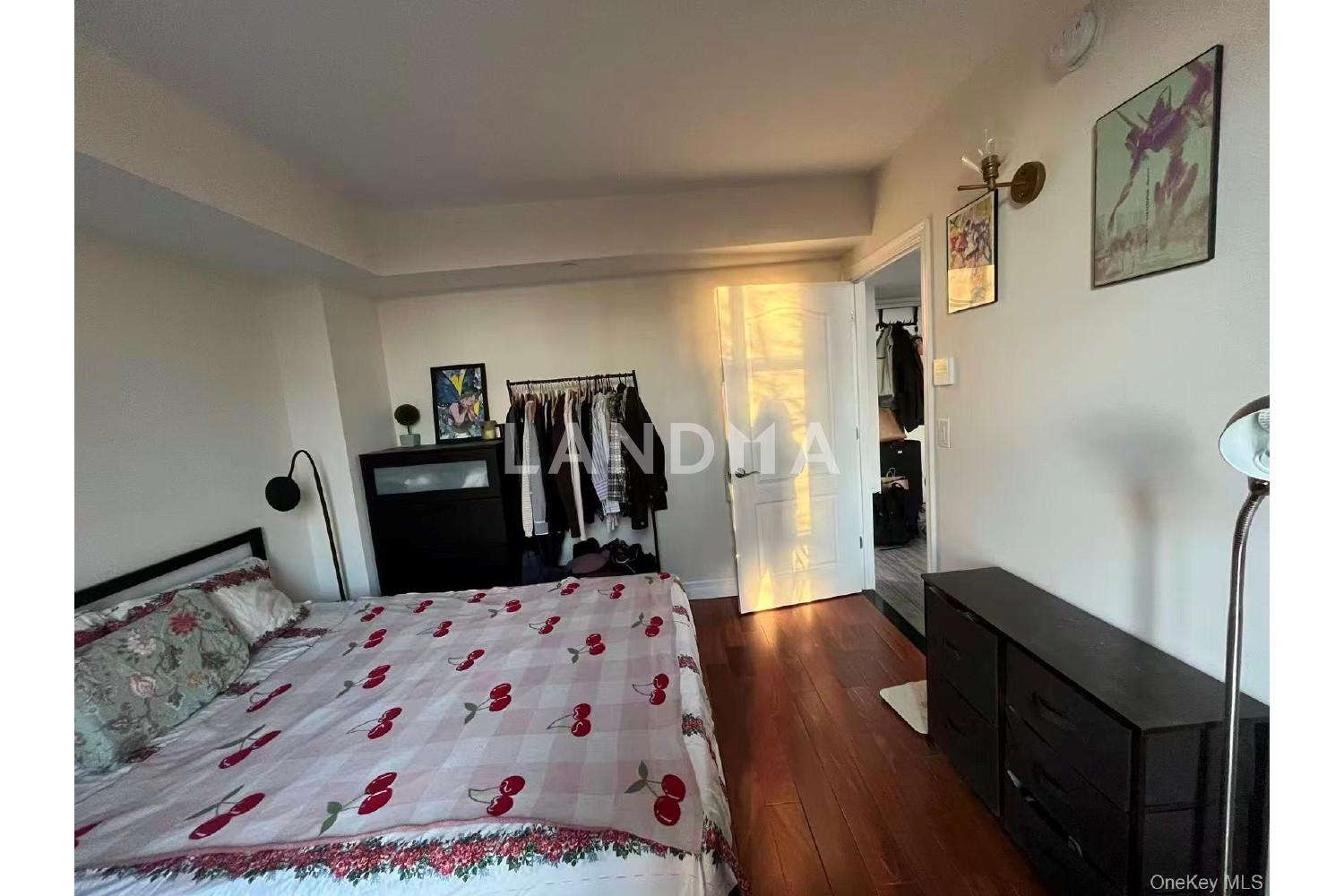 6518 Austin Street  Unit 4G 官网图片 8