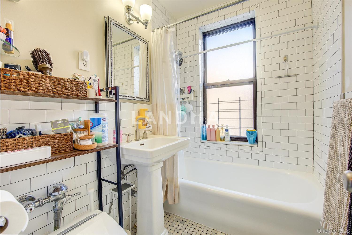 91-10 34th Avenue  Unit 3D 官网图片 11