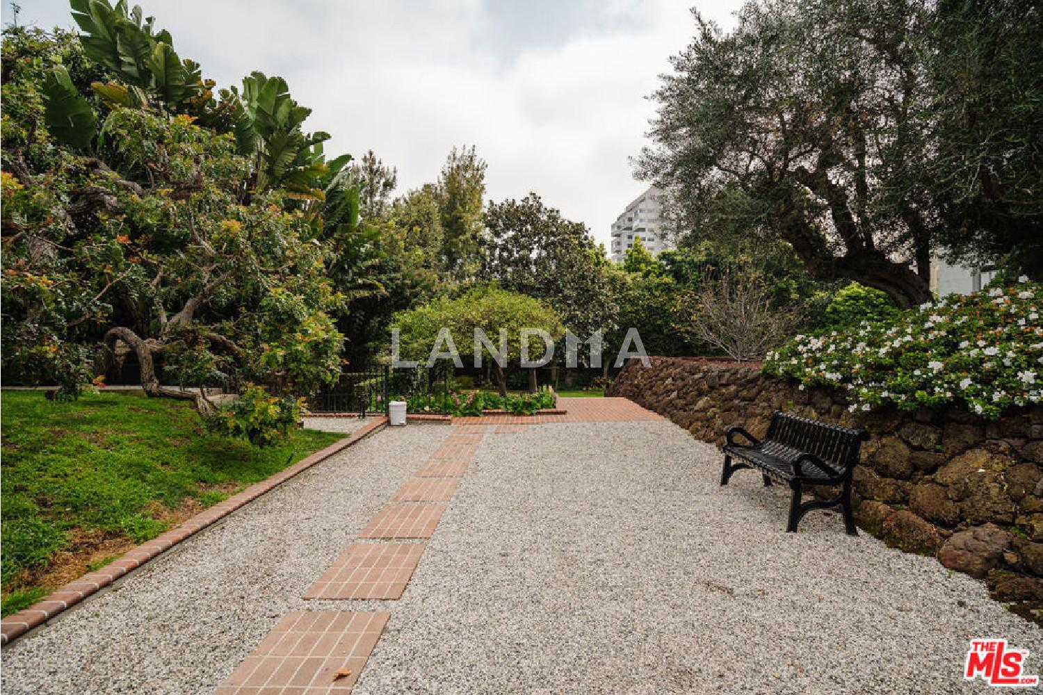 10375 Wilshire Boulevard #11H 官网图片 28