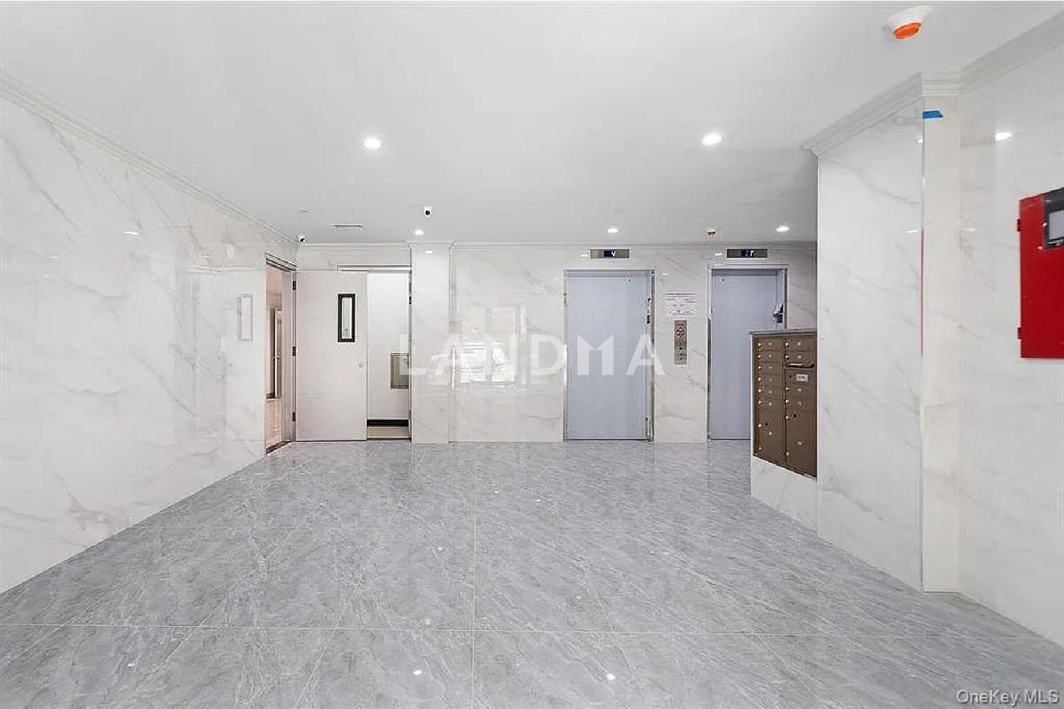 6518 Austin Street  Unit 4G 官网图片 13