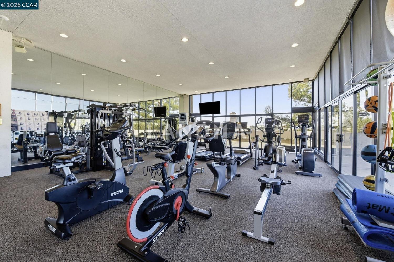 565 Bellevue Ave #1403 官网图片 28