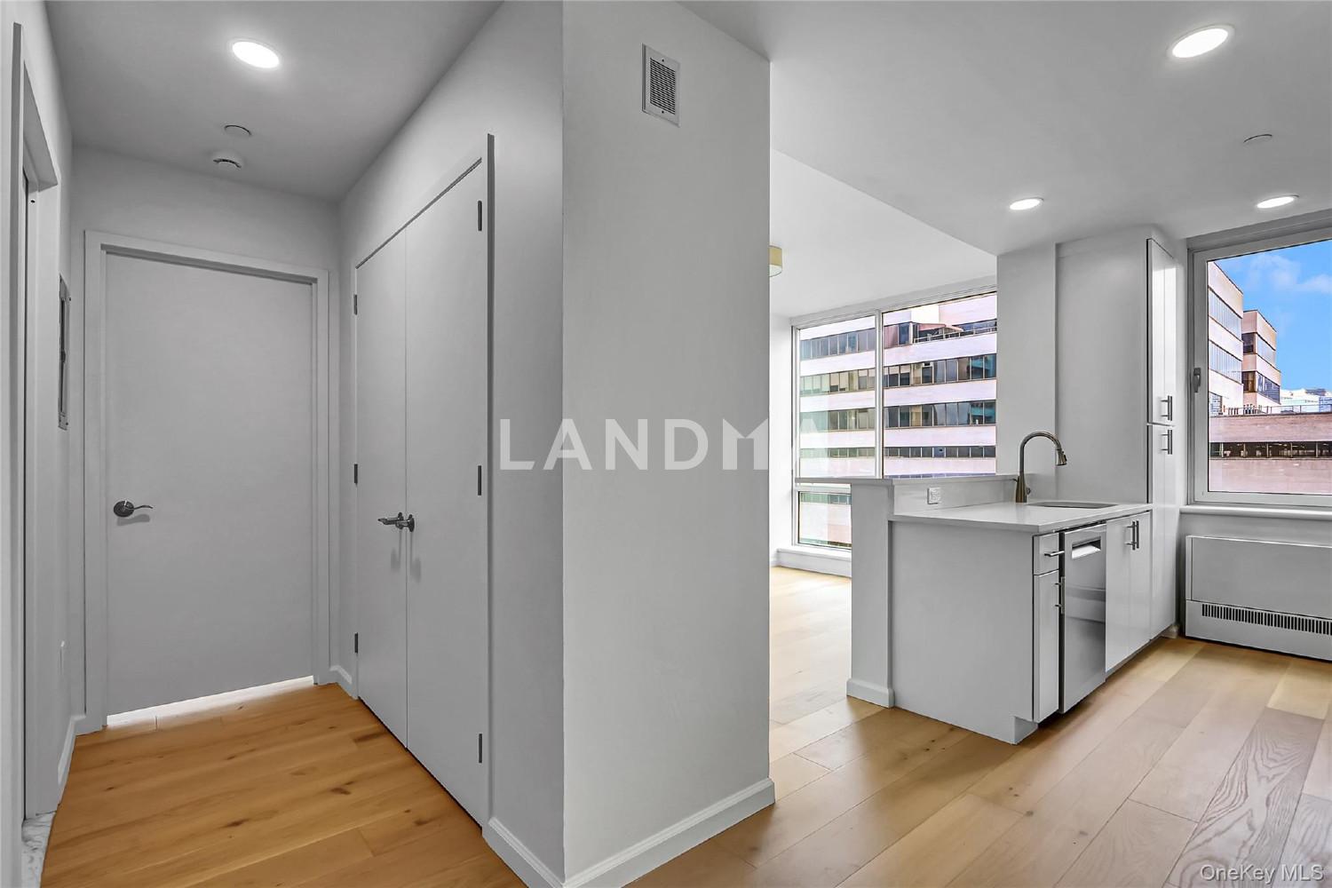 635 W 42nd Street  Unit 7A 官网图片 28