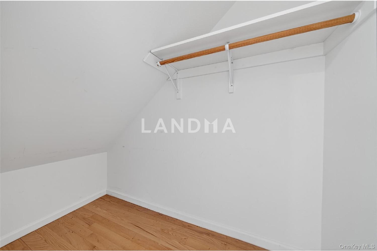 2 Bluefield Drive  Unit 103 官网图片 24