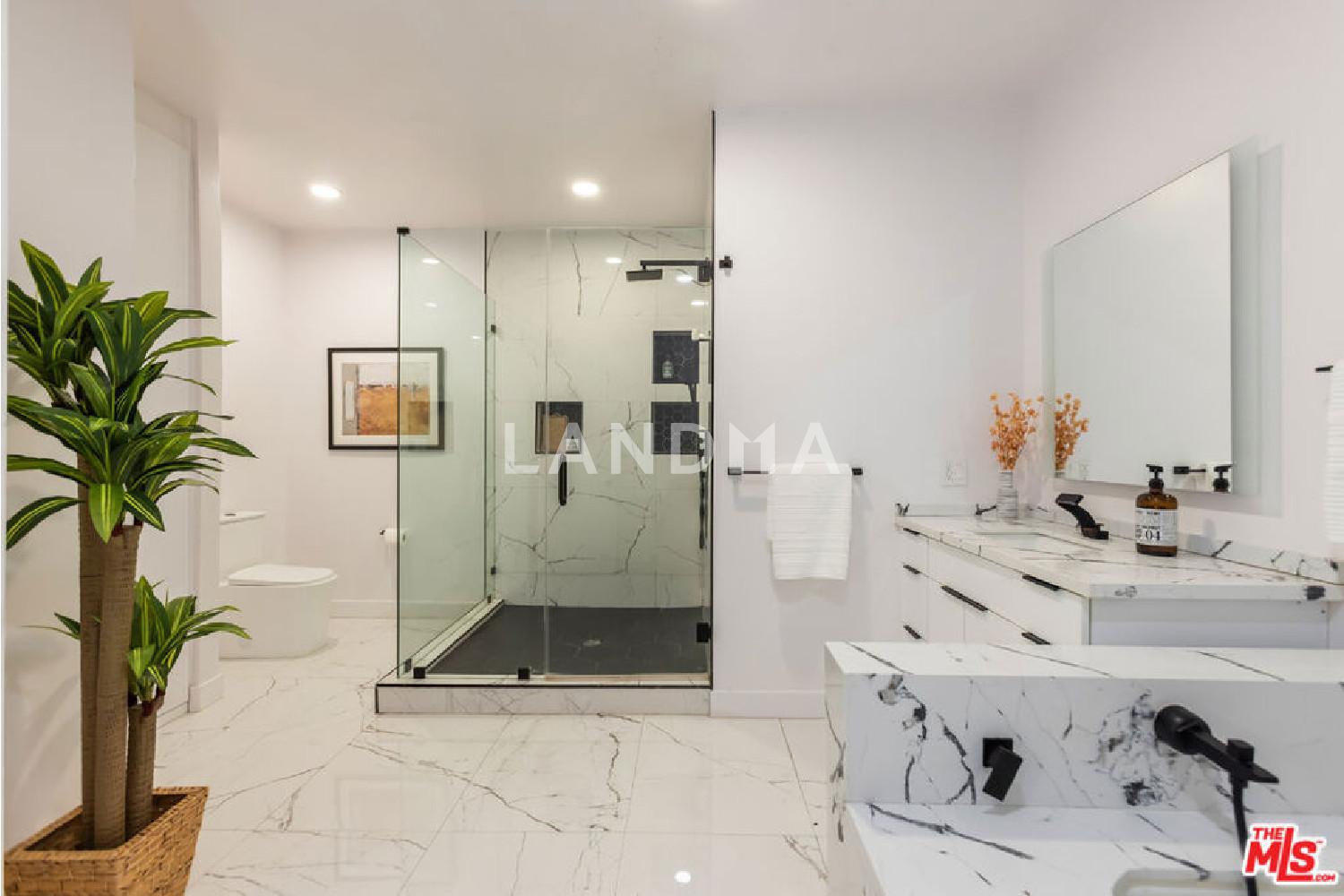 1210 N Kings Road #101 官网图片 24