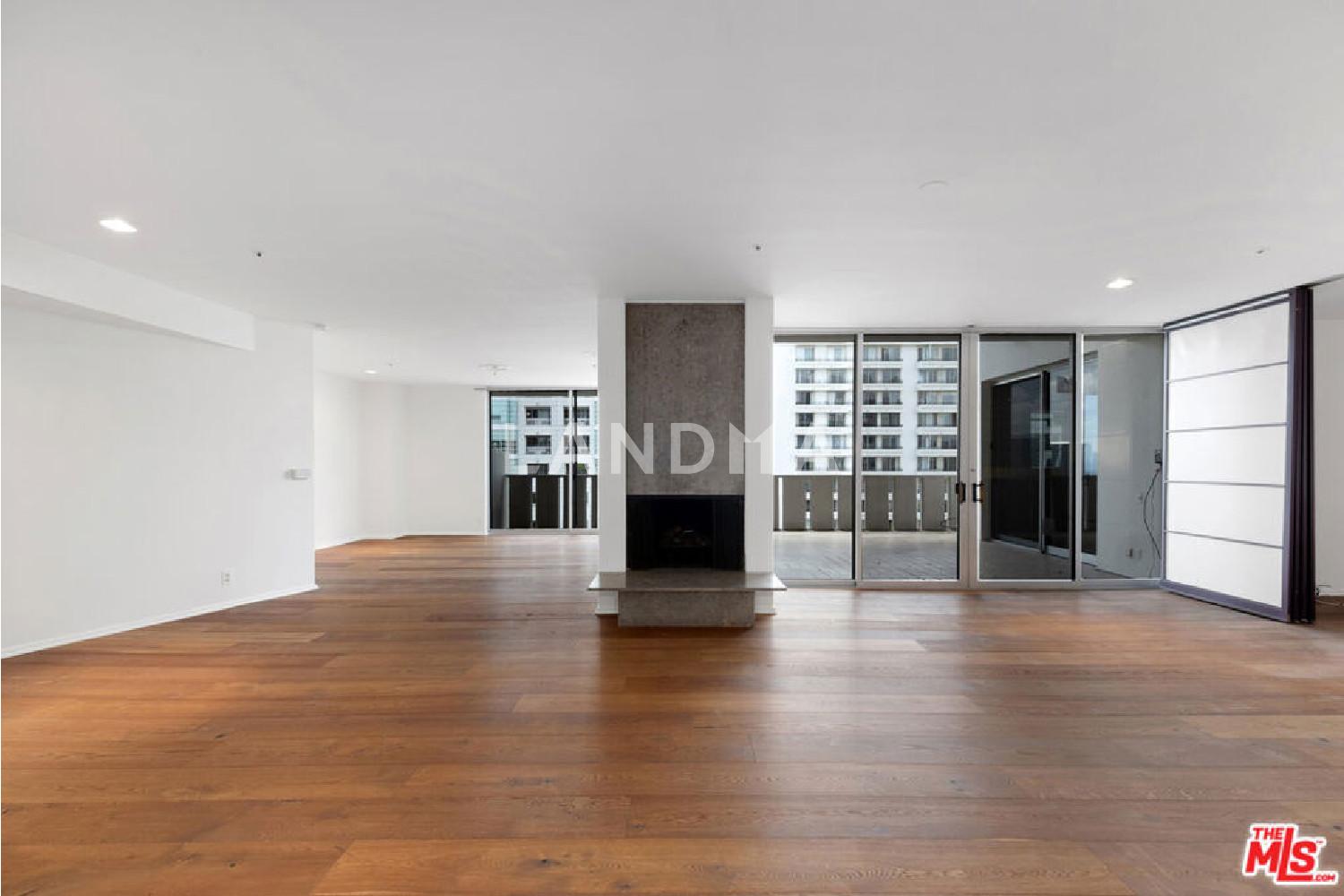 10375 Wilshire Boulevard #8F 官网图片 6