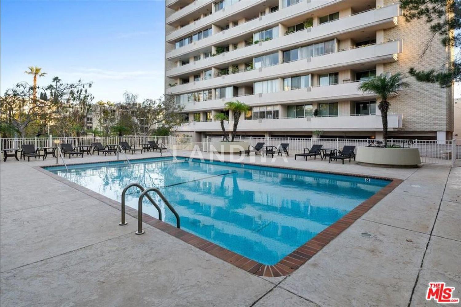 1333 S Beverly Glen Boulevard #405 官网图片 21