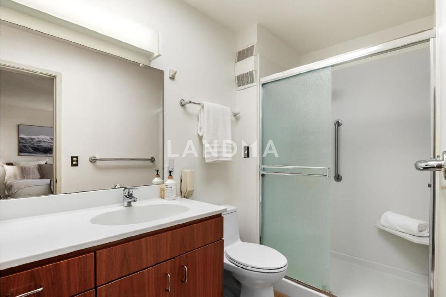 22130 E Cliff Drive #3D 官网图片 22