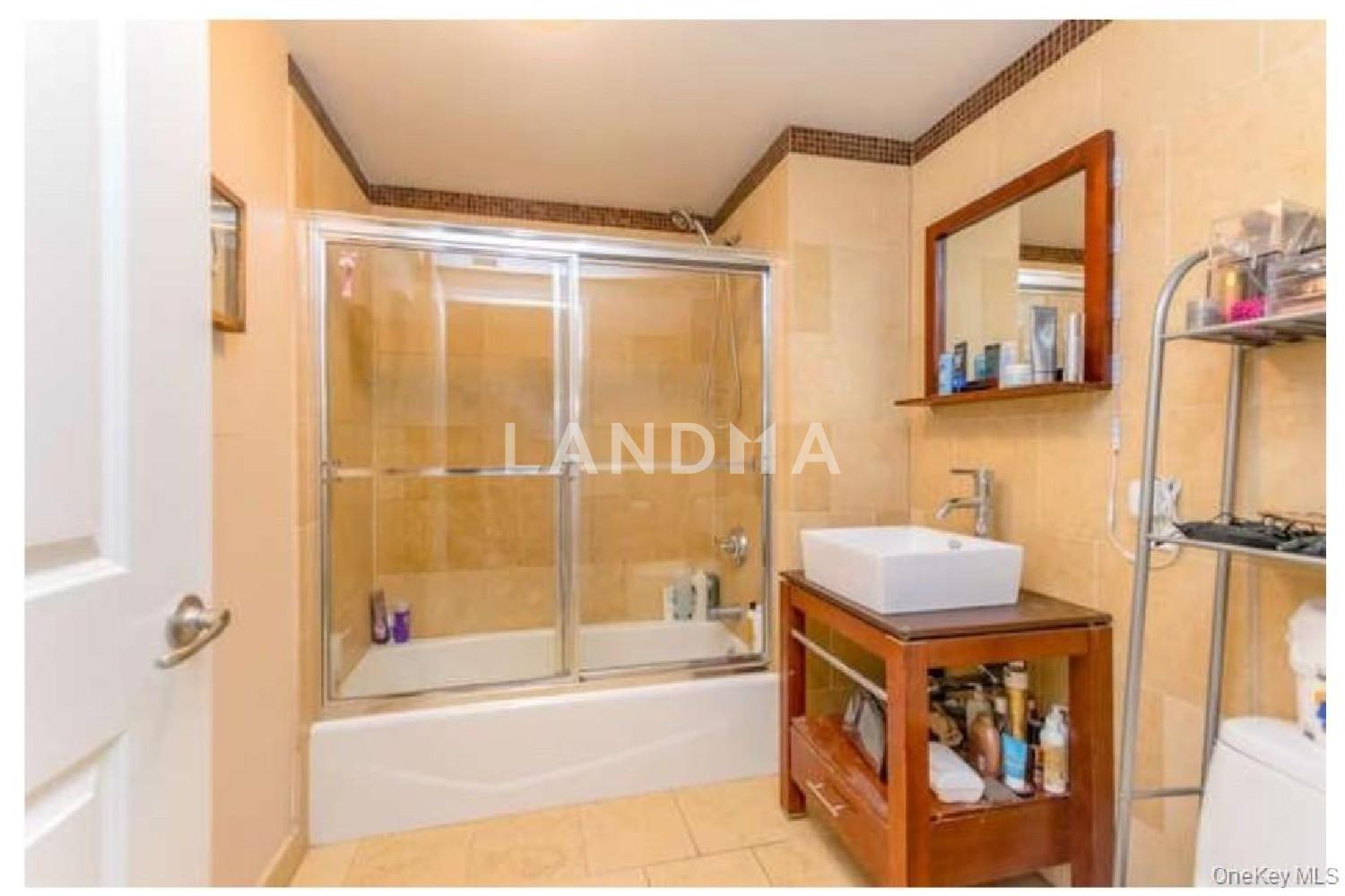 1490 Outlook Avenue  Unit 1A 官网图片 6