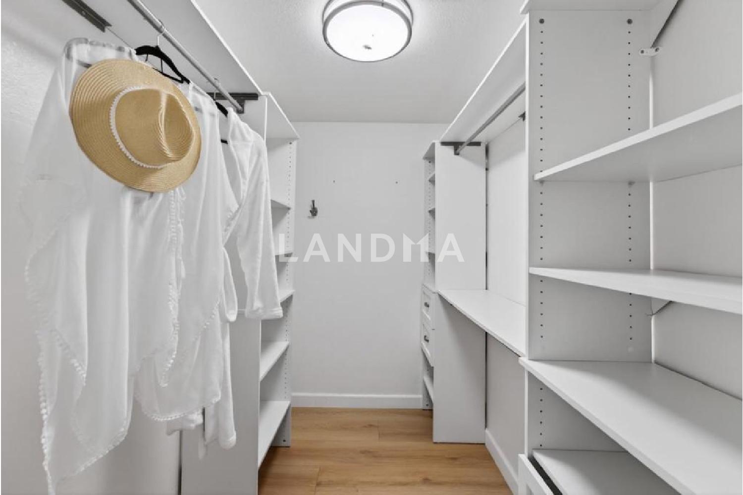755 14th Avenue #216 官网图片 18