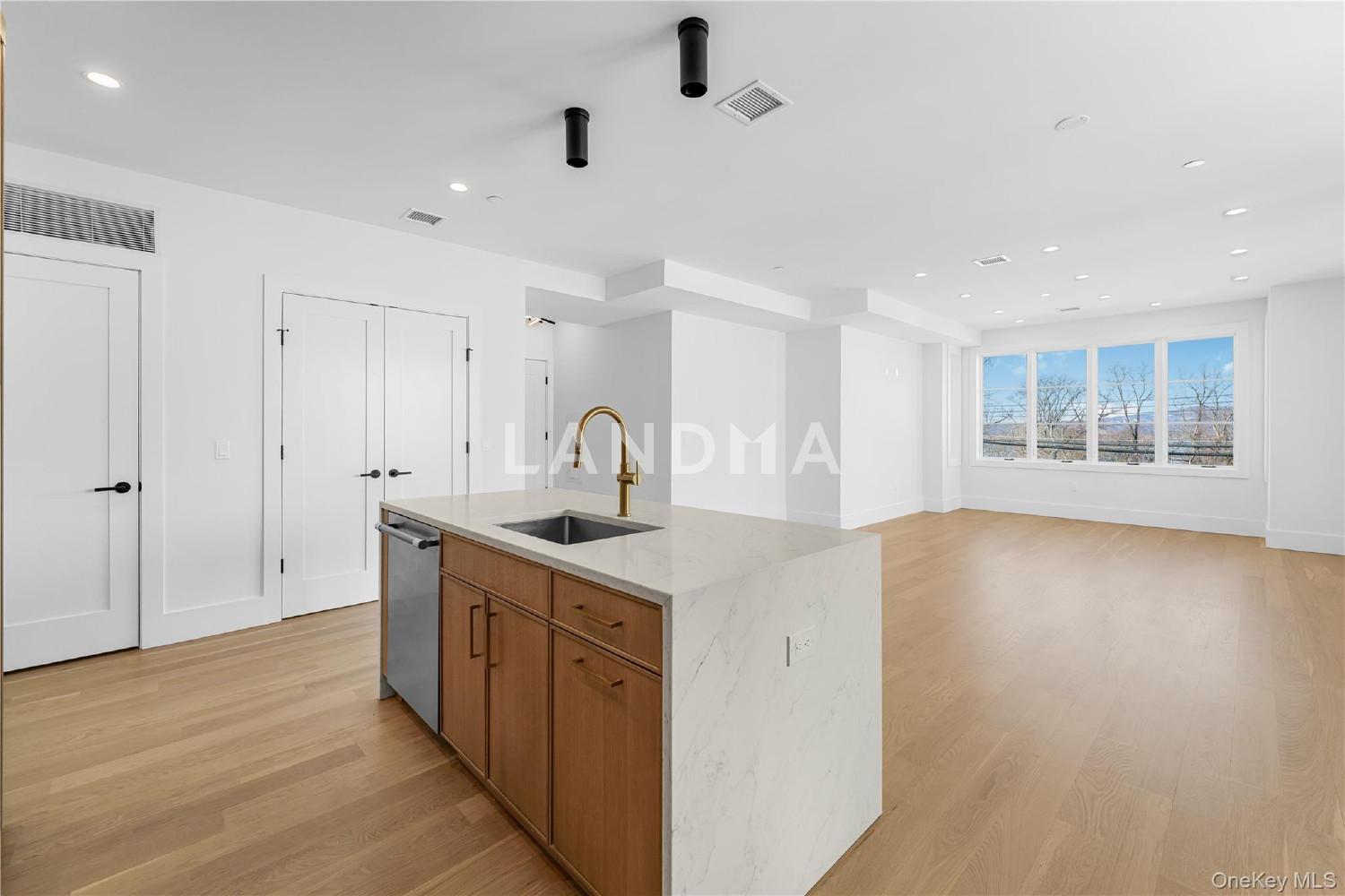 156 Palisade Street  Unit C 官网图片 5