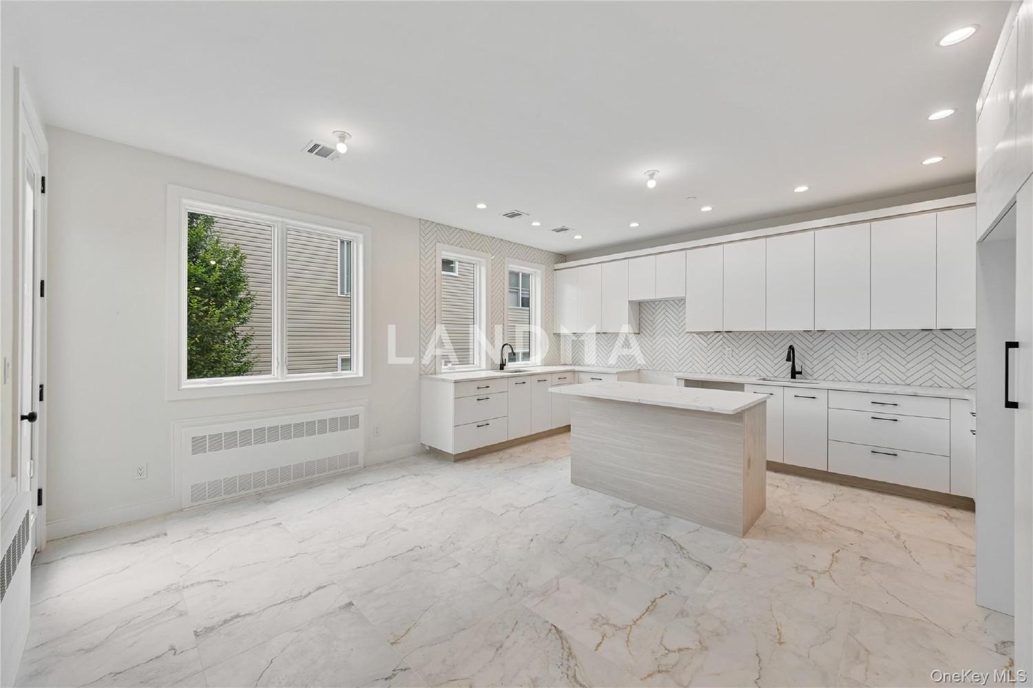 472 W Central Avenue  Unit 204 官网图片 8