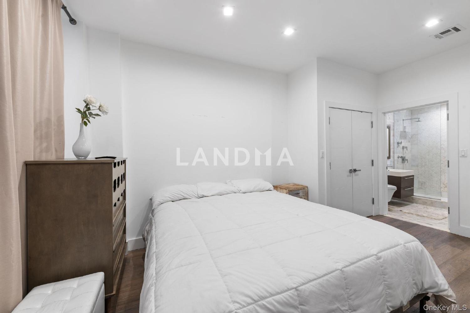 1769 E 13th Street  Unit 2B 官网图片 7