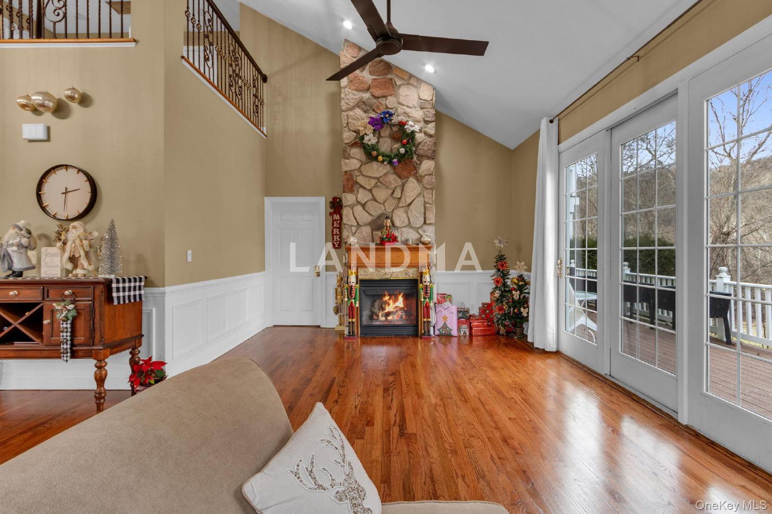 2 Bethpage Court 官网图片 7