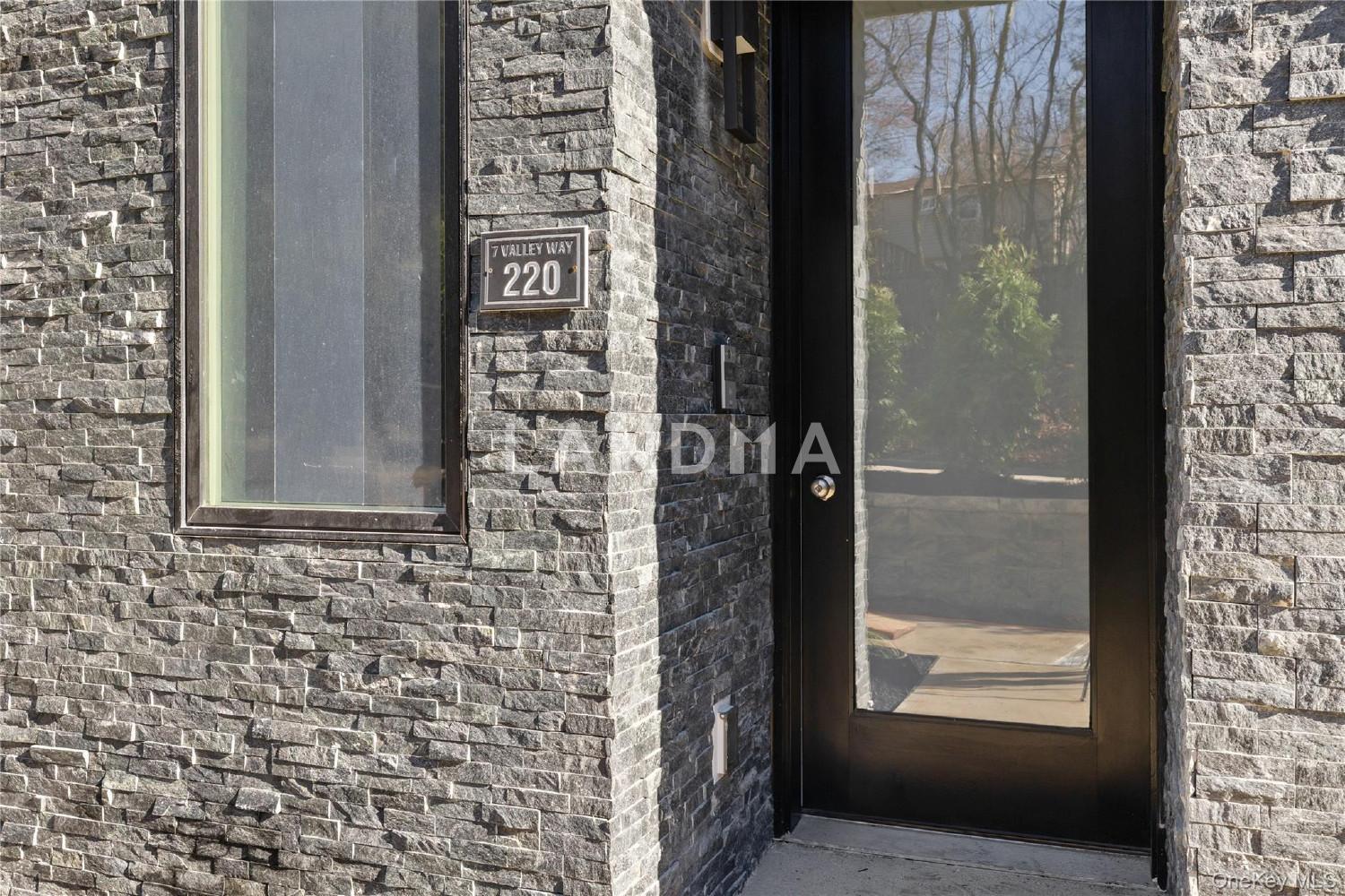 5 Valley Way  Unit 120 官网图片 4