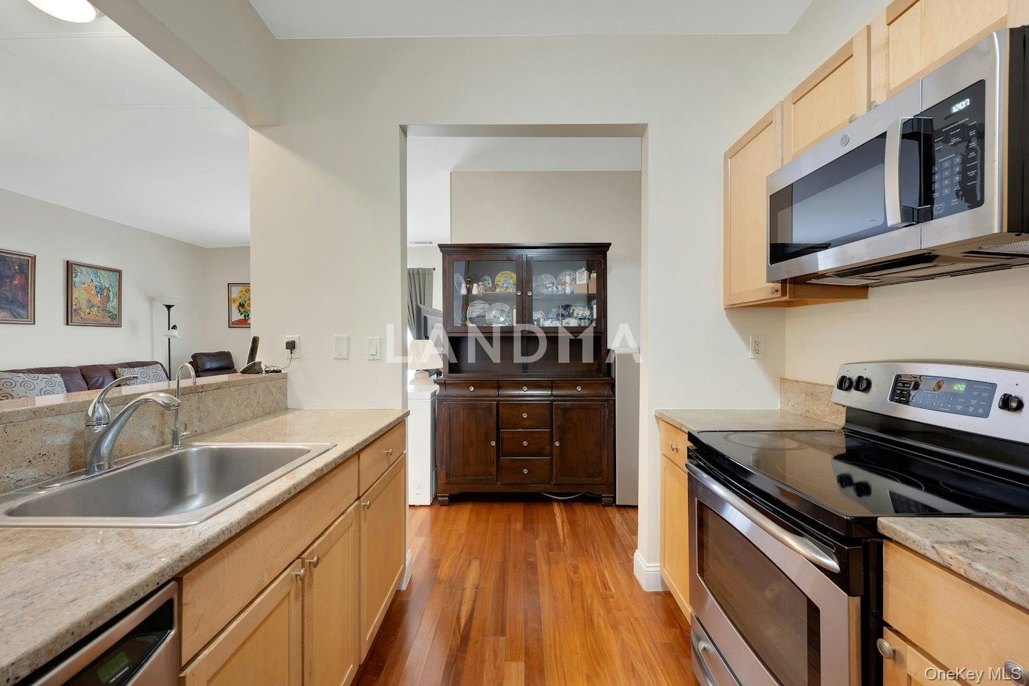 543 Main Street  Unit 605 官网图片 12