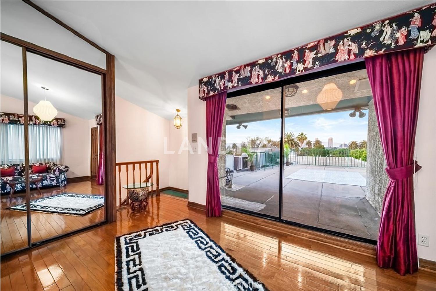 2008 S Bentley Avenue #5 官网图片 21