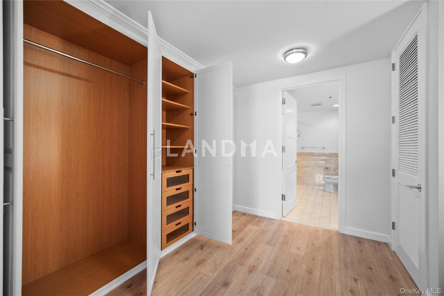 1 Renaissance Square  Unit 10B 官网图片 15