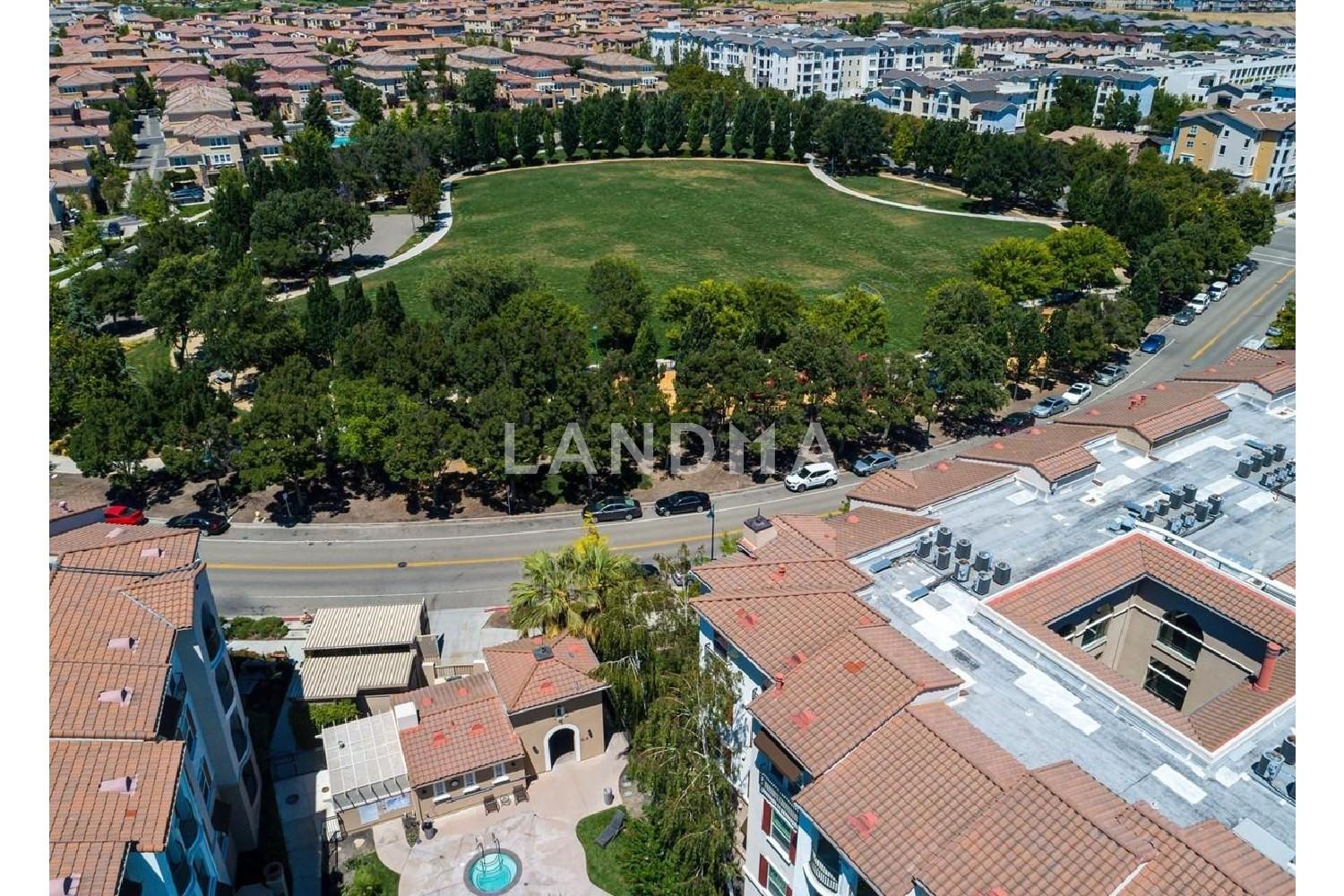 3240 Maguire Way #318 官网图片 34